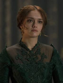 Olivia Cooke playing Alicent Hightower in House of the Dragon
